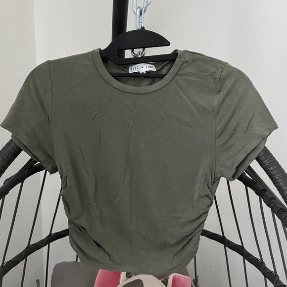 FITZ EDDI Crew Neck Green Crop Top T-Shirt - Picture 1 of 5
